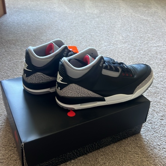 Air Jordan 3 retro black fire red cement grey men’s size 13 main image 7